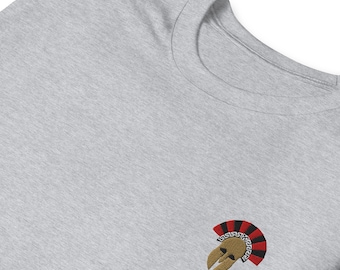 Korinthischer Helm T-Shirt - Gesticktes griechisches spartanisches Krieger-Geschichtsgeschenk-T-Shirt
