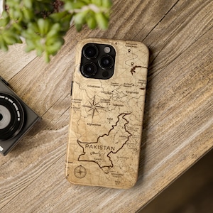 Pakistan Map iPhone Case | Map Print iPhone Cover | Wooden Look Phone Case | Travel Gift for Geography Lovers | Case for iPhone & Samsung