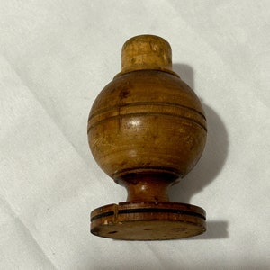Very Old Wooden Salt Shaker 1935 Spice Canister Collection Preserve Jar Decoration Shelf Kitchen Utensil Country Table