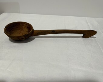 Very Old Hand-Carved Wooden Ladle Spoon / Primitive Folk Art Shovel / Collection / Shelf Decoration / Kitchen Utensil