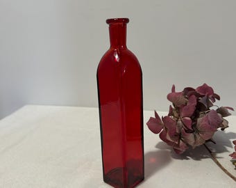 Vintage apothecary bottle Thick red glass vial Made in Spain square 3.5 x 3.5 x 17.6 cm Soliflore Bottle Carafe bathroom decor
