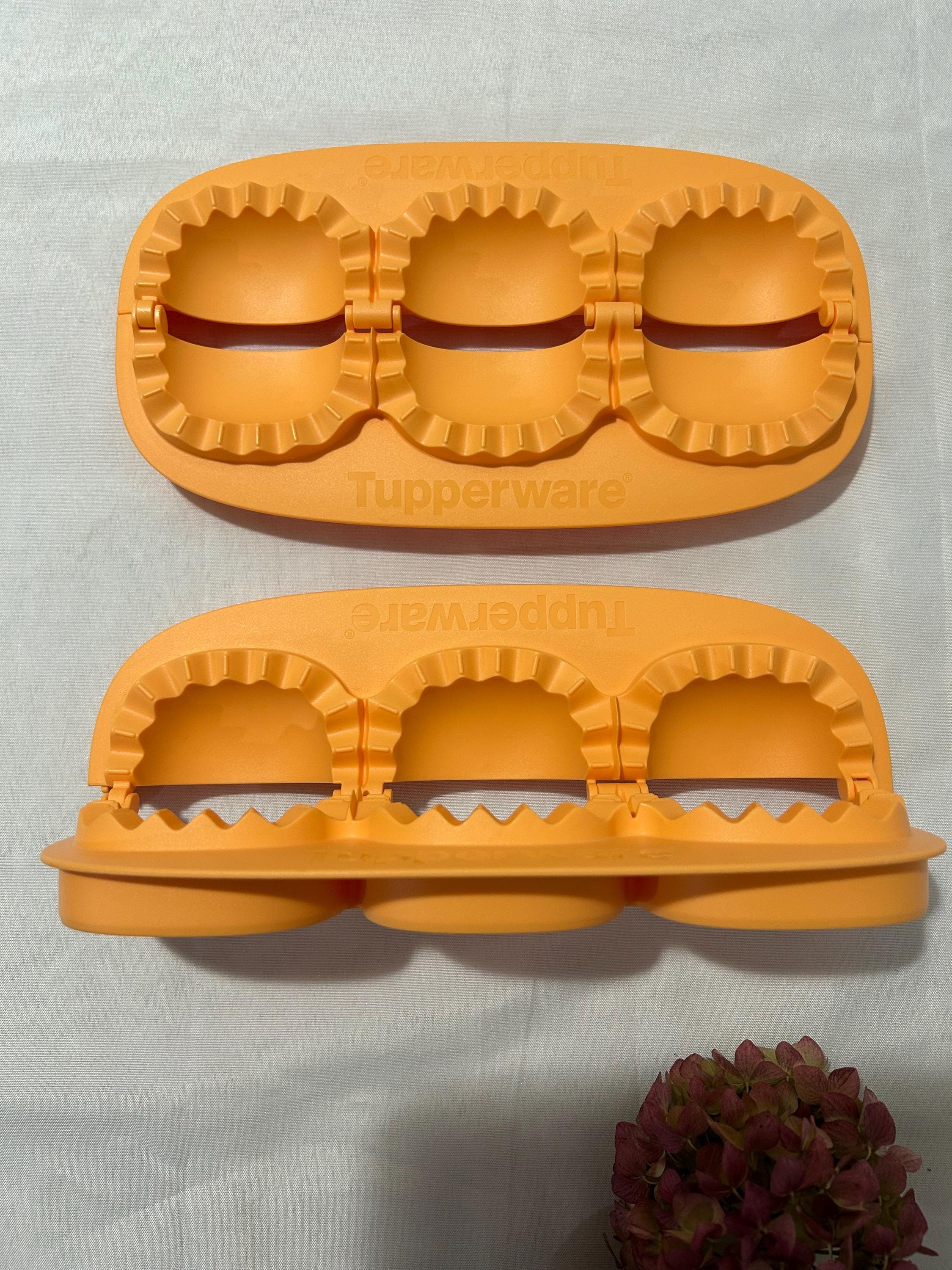 Lot De 2 Moules Tupperware Chausson Party – Orange – État Excellent