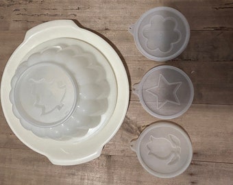 Tupperware Jelly Mold with Vintage Lid 4 Different Centers Tulip Star Fir Rosette /Jello / Charlotte Bowl/ Plastic Box