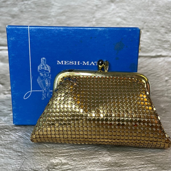 Whiting & Davis Mesh Mates Gold Coin Purse with Original Box Tiny Clutch for Lipstick and Compact