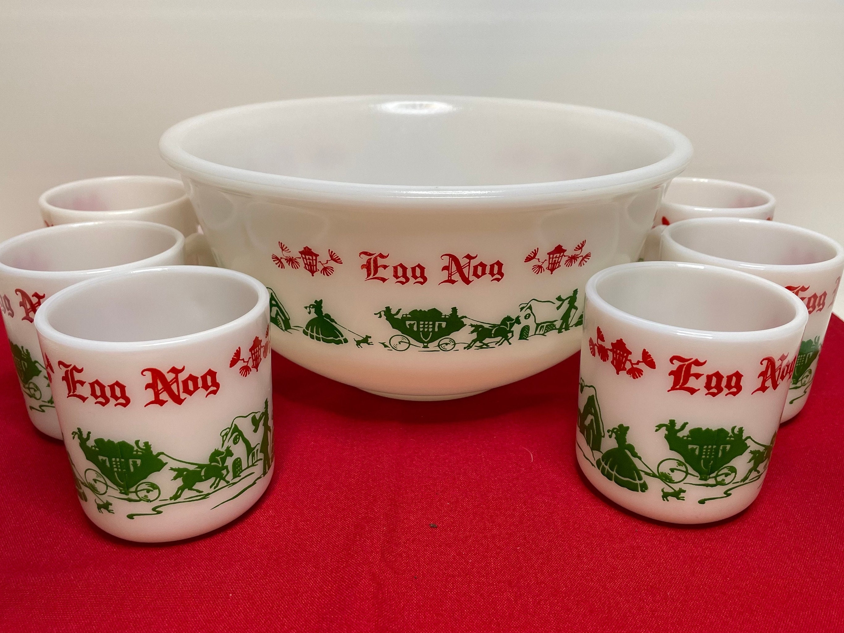 old red & green Christmas eggnog punch cups, vintage Hazel Atlas glass