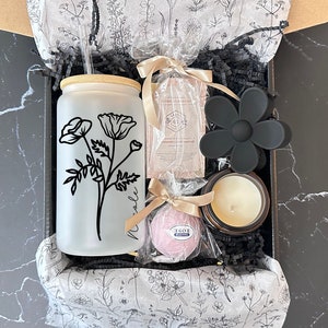 Personalized Birth Flower Glass Cup, Birthday Gift Box for Friend, Gift Box for Mom Pampering Gift Basket Relaxing Gift Set Custom Name Gift