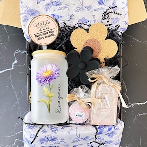 Personalized Birth Flower Glass Cup, Birthday Gift Box for Friend, Gift Box for Mom Pampering Gift Basket Relaxing Gift Set Custom Name Gift