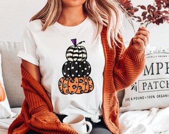 Zwarte pompoen Halloween shirt, shirt voor herfst, zwart T-shirt, Halloween zwart ontwerp, pompoen Halloween shirt, zwarte shirts