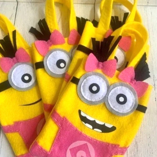 Minions for little girls/felt party bags/ party supplies/ party favor/ Minions party