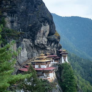 Tibetan Monastery Poster, mountainside monastery photo, Eastern spirituality gift, Tibetan landscape wall hanging wall decor