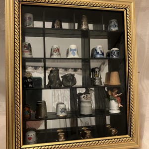 22 Piece Vintage Thimble Collection and Case