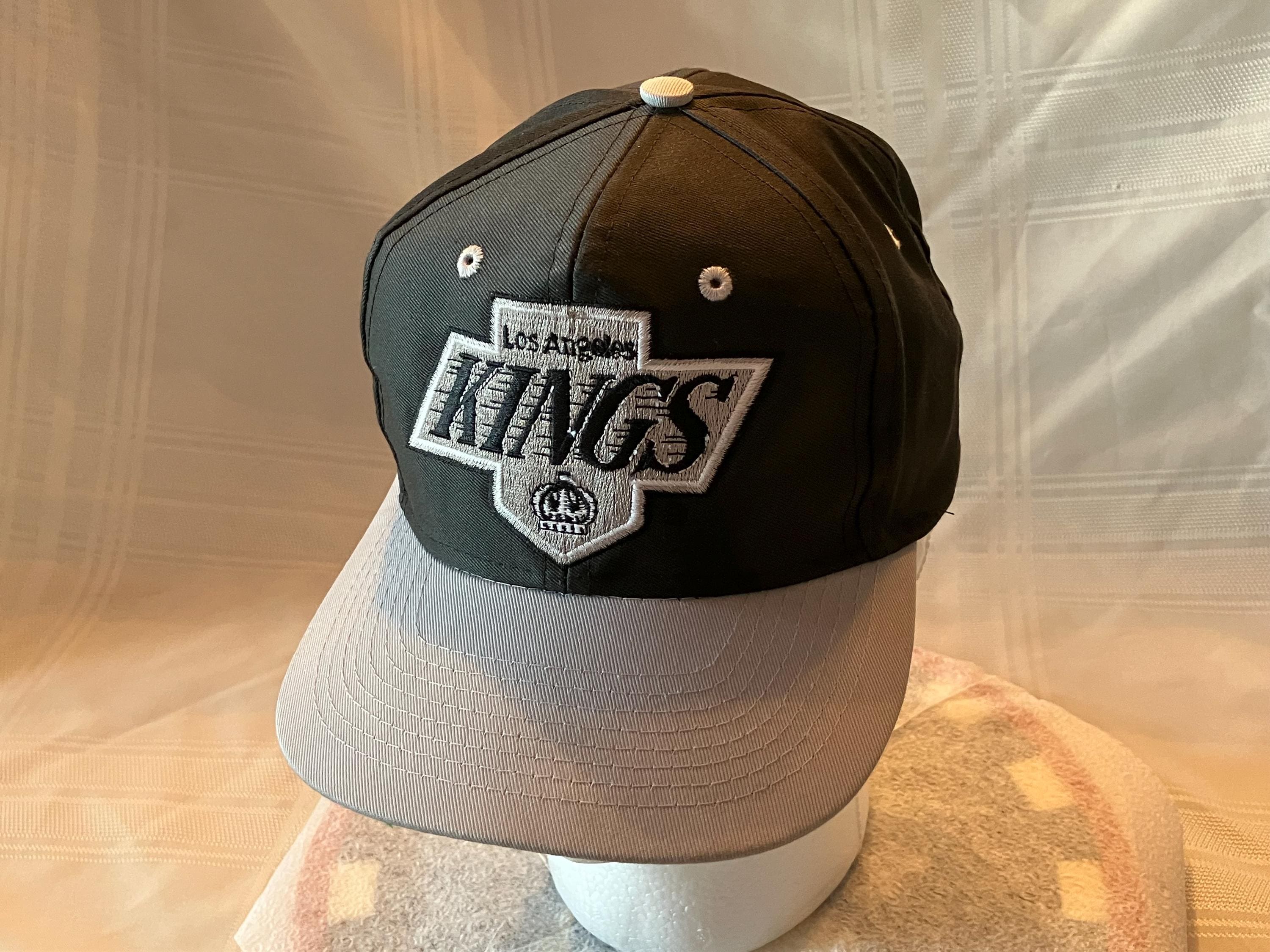 90s Starter Los Angeles KINGS キャップ　CAP Vintage 90s Starter NHL Los Angeles Kings 100% Wool Snapback Hat
