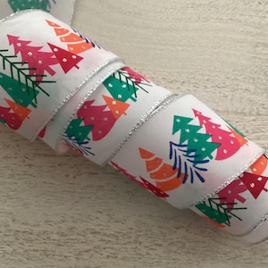 Whimsical Christmas Tree Print Wired Ribbon, Multicolor Christmas Wired Ribbon for Wreaths, Christmas Tree Craft Ribbon 2.5” 5 Yard Roll