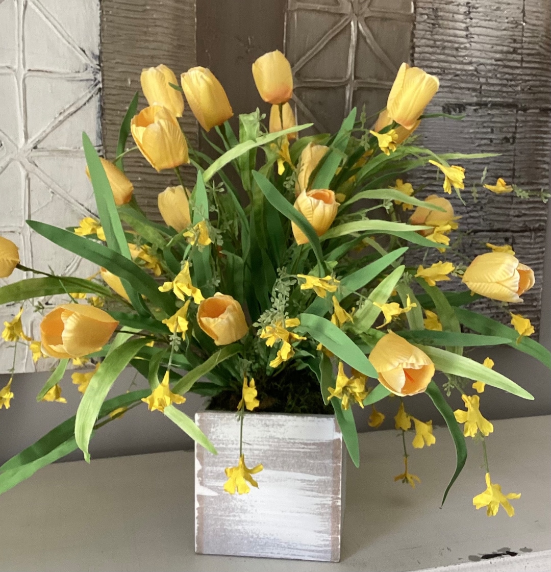 Spring Tulip Arrangement, Yellow Tulip Centerpiece, Flower Box ...