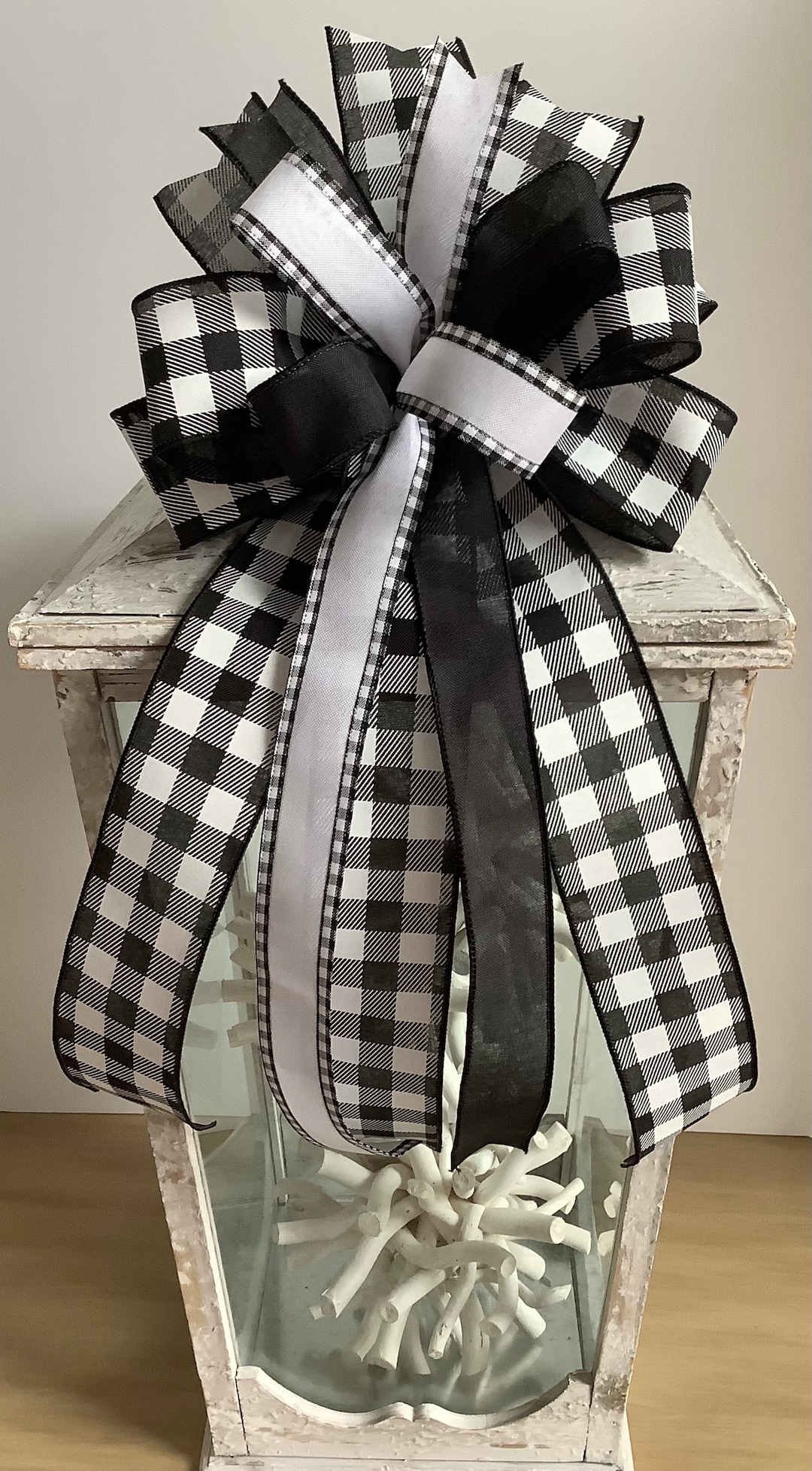 Door Hanger Wreath Black & White Bow w/ room for mini