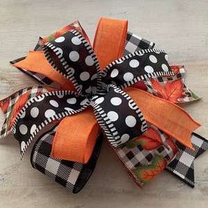 Noeud de couronne d&#39;automne, noeud de lanterne, noeud de suspension de porte automne, embellissement de couronne, décoration de Thanksgiving, noeud de feuilles d&#39;automne noir et orange