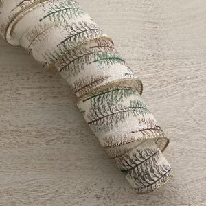 Christmas Tree Print Wired Ribbon, Beige & Green Christmas Wired Ribbon for Wreaths, Christmas Tree Craft Ribbon 2.5” 5 Yard Roll