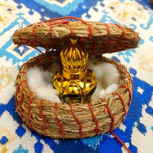 Vetiver root oil, Vetiver Attar, Vetiver perfume, Vetiver fragrance,rooh khus, Super-high grade Vetiver oil, Indian Vetiver oil