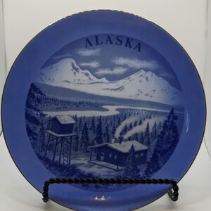 Vintage Alaska Souvenir Plate
