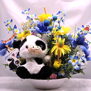 Happy Birthday to &quot;Moo&quot; Cow Lovers Flower Arrangement, Presents/Candles/Balloons/Birthday Sentiments, Blue/Yellow Flowers, Can Personalize