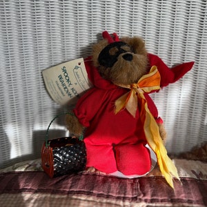 Boyds Bears Devil Costume