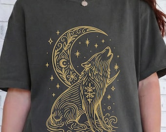 Comfort Colors® Howling Wolf Celestial Moon T-shirt, Mystic Stars Gold Line Art Graphic Tee, Spiritual Animal Boho Zen Nature Apparel