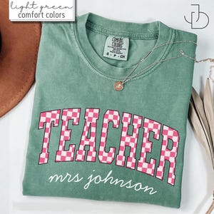 Custom Name Teacher Shirt, Personalized Checkered Teacher Tee, Cute Teacher Gift, Checkered Teacher T-shirt, Teacher Appreciation Gift
