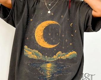 Camiseta retro con colores cómodos de luna y estrella, camiseta vintage con luna y estrella, camiseta con gráficos celestiales