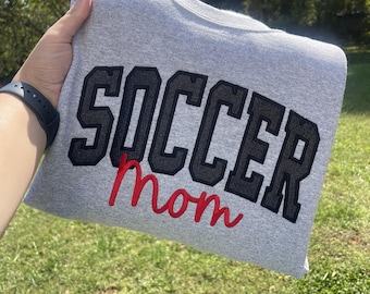 Sudadera con apliques brillantes y bordados para mamás que practican fútbol