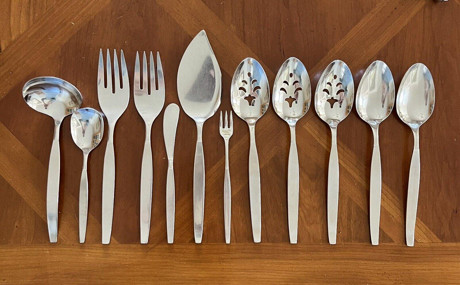 Oneida Stainless Steel Oneida Frostfire Flatware Oneida Pie Server