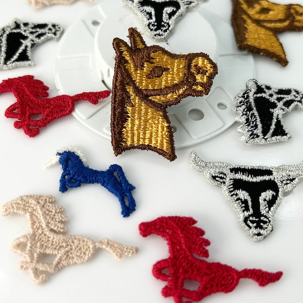 Horses vintage embroidered appliques silver black gold blue red beige patches #57