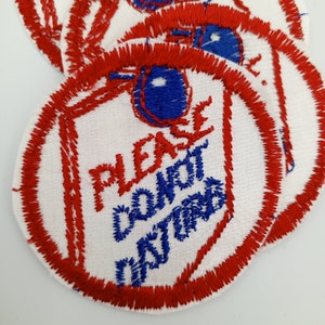 PLEASE Do NOT DISTURB Badge Iron on Patches red blue white Embroidered Vintage Applique Patch #743