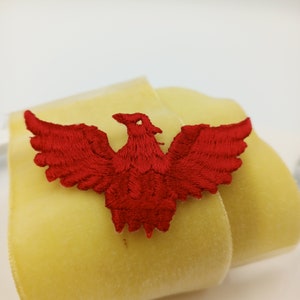 Red Iron-on Vintage Eagle Embroidered Applique Liberty Emblem Heraldic Uniform Patches for DIY Creative Sewing Decorative Embellishments