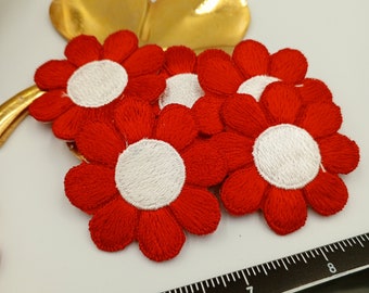 FLORAL VINTAGE appliques 2" white red flower Patches iron on #212