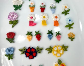 Small vintage appliqués tiny lace flowers rose daisy embroidered embellishments retro sewing mini appliques wholesale floral  sets #50