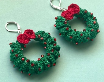 crochet wreath earrings, handmade earrings, Christmas earrings, holiday jewelry, dangle wreath earrings, novelty earrings, crochet jewelry