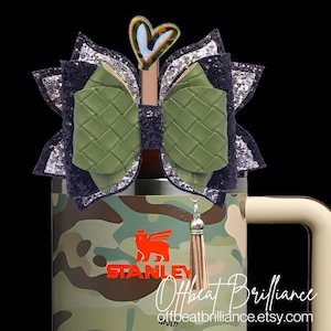 Naambordje, bekerstrik, Stanley rietje, rietje met camo hart, MultiCam Stanley, dekseltopper camouflage, Stanley x Posty Co