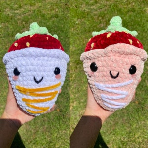 Crochet chocolate dipped strawberry plushie, crochet plushie, crochet strawberry, gift for kids, soft pillow, stuffed animal, huggable plush