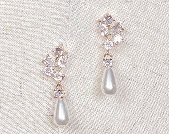 Pearl Bridal Earrings, Bridal Jewelry Pearl Earrings, Elegant Bridal Pearl Earrings, Wedding Pearl Earrings for Bride
