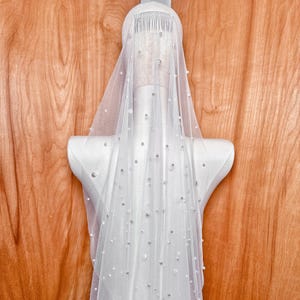 Pearl Wedding Veil, Fingertip Pearl Veil, Pearl Beaded Veil, Pearl Tulle Veil