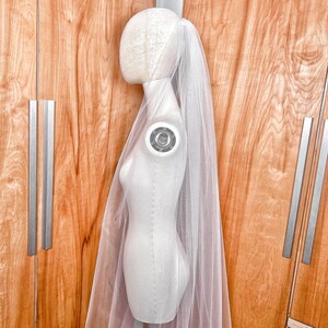 Sheer Bridal Veil, Simple Wedding Veil, One Tier Veil, Plain Bridal Veil, Chapel Length Veil, Waltz Veil, Cut Edge Veil