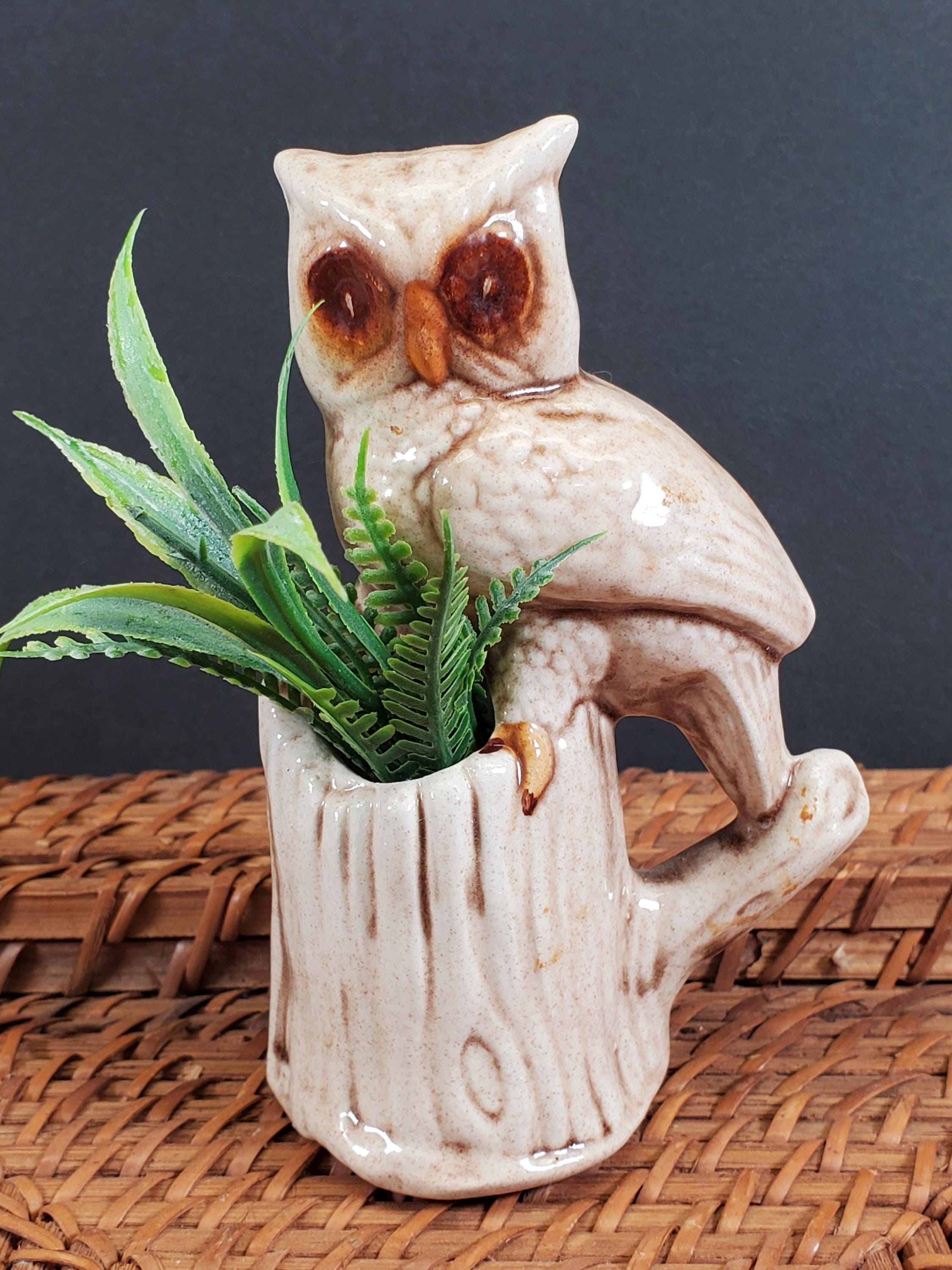 Vintage Small Owl Figurine Planter - Collectible Bird Statue & Succulent Pot