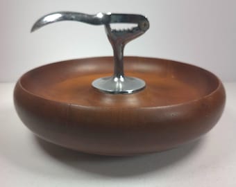 Hellerware Wood Nut Bowl w Built In Nutcracker Mid Century