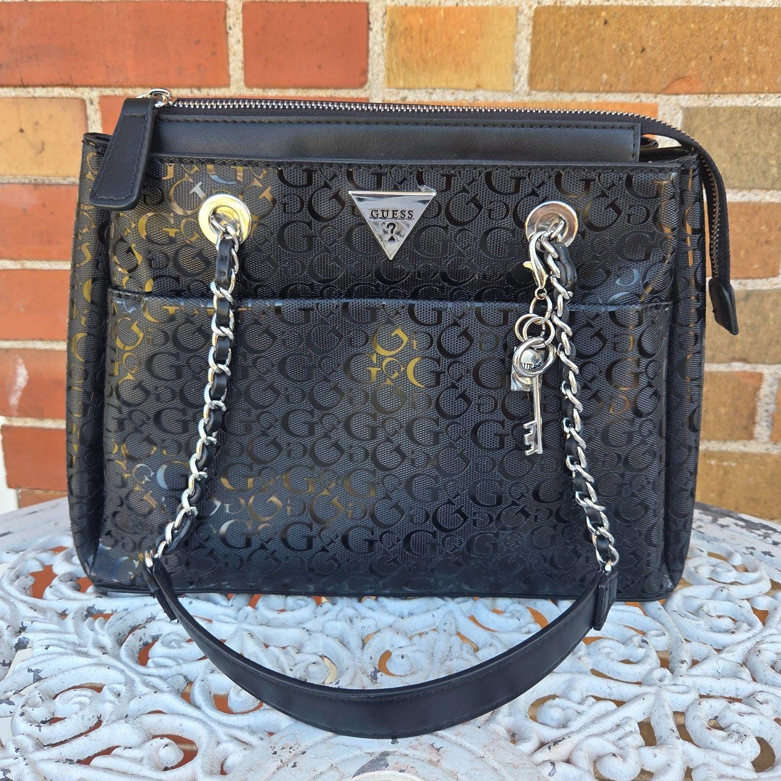 【Vintage】GUESS スタッズGロゴシ ョルダーバッグ 黒 Y2K 希少 Guess Logo Bag - Etsy