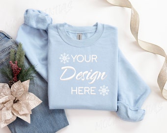 Maqueta azul claro Gildan 18000, Navidad 18000, Suéter navideño Gilden, Mock plano, Mocks azules con cuello redondo 18000, Maqueta de sudadera navideña