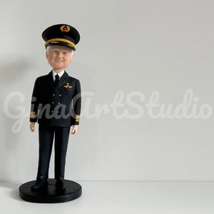 Custom Pilot Bobblehead, Personalized Bobble Head As Captain Retirement Gfit, Christmas Gift For Boss, Grandpa, Birthday Anniversy Gift