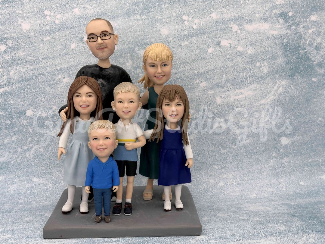 Parents Kids Bobblehead - Custom Family Gift Figurine Set