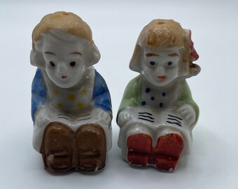 Mini Boy and Girl Reading Books Sitting Salt and Pepper Shakers JAPAN