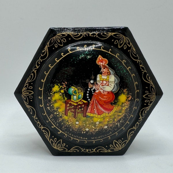 Hexagon Russian Folk Art Red Lacquer Trinket Box Princess with Treasure Chest Sparkle