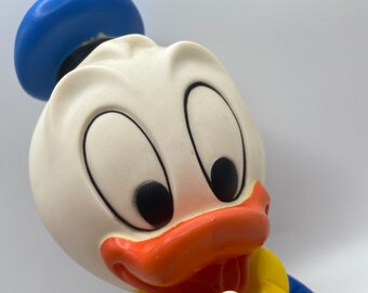Shelcore 1986 Walt Disney Company Donald Duck Squeeky Toy